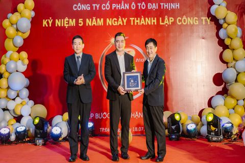 ISUZU ĐẠI THỊNH KỶ NIỆM 5 NĂM NGÀY THÀNH LẬP CÔNG TY